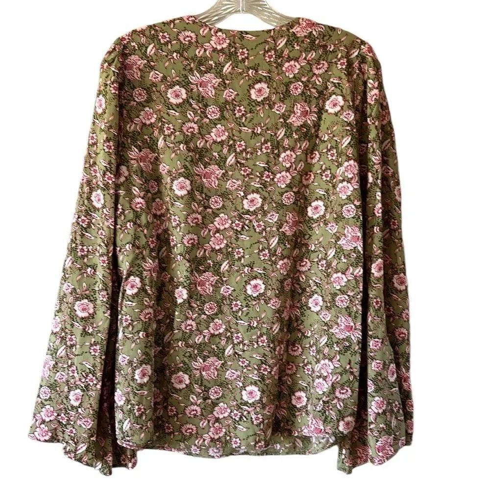 NEW Jessica Simpson Boho Top - Picture 7 of 7